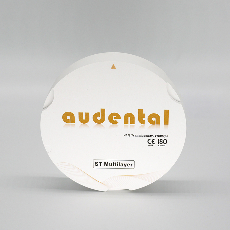 جذر القناة الطبية للأسنان المطهرة مع الضمادة الهيدروكسي بروبيل ميثيل السليلوز والبولي إيثيلين غليكول والماء المنظف